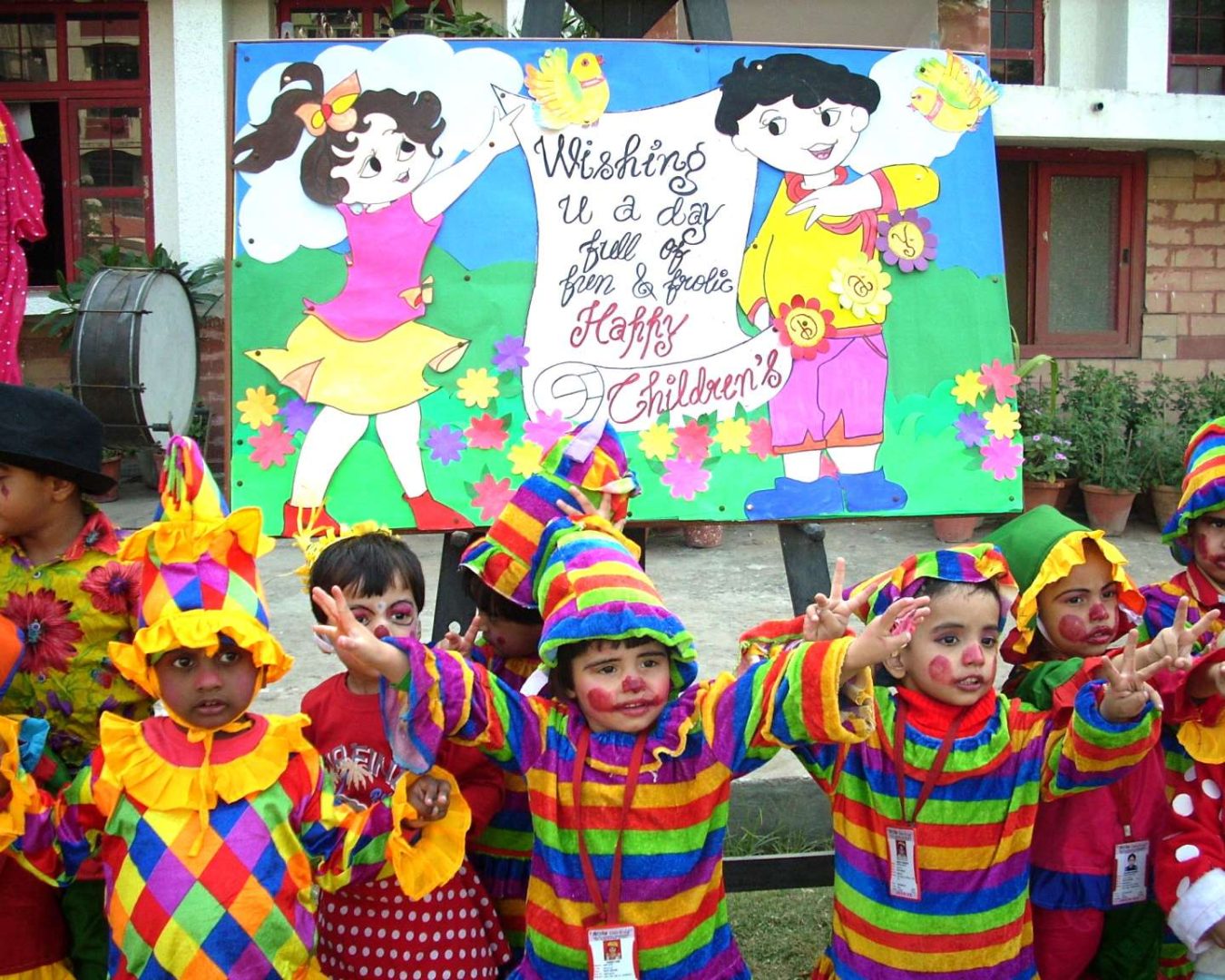 Clown Show – Aryan Kids World Clown Show - Aryan Kids World